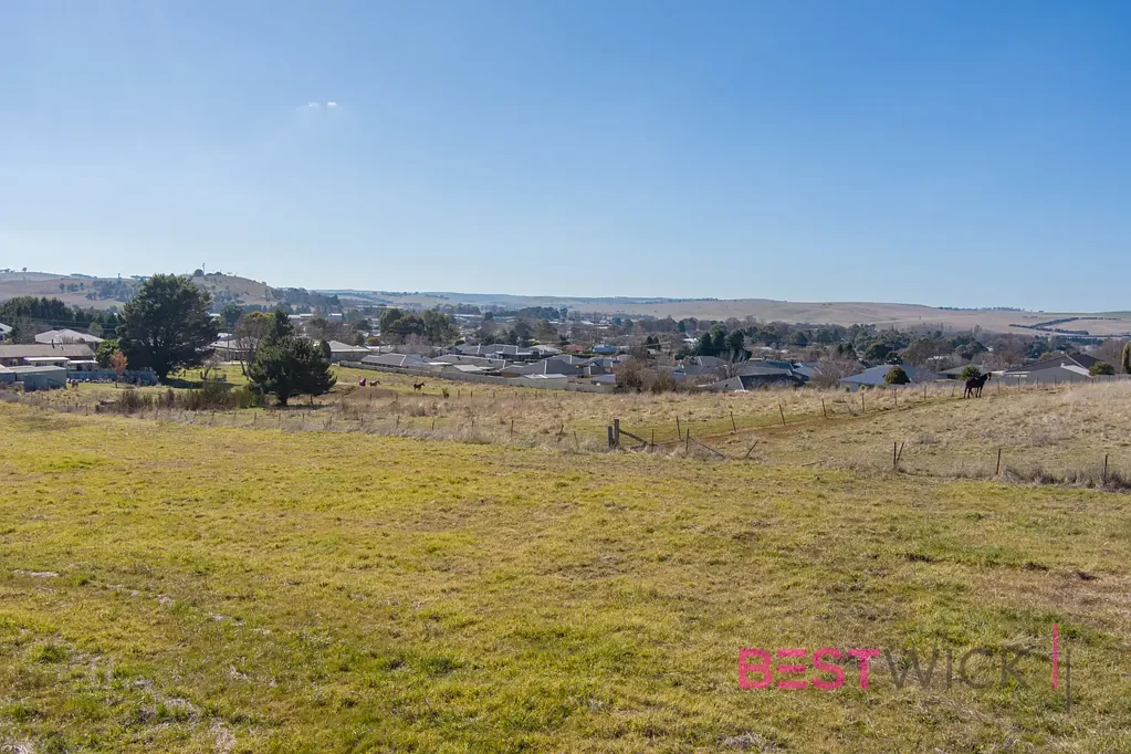 15 Starr Place, Blayney, NSW 2799