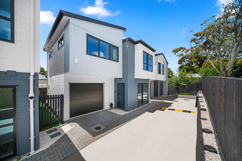 Ranui 4Zimmer Brand New - Standalone - Move in ready!