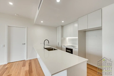 29/81 Constitution Ave, Campbell, ACT 2612, 2 Bedrooms, 2 Bathrooms, Apartment