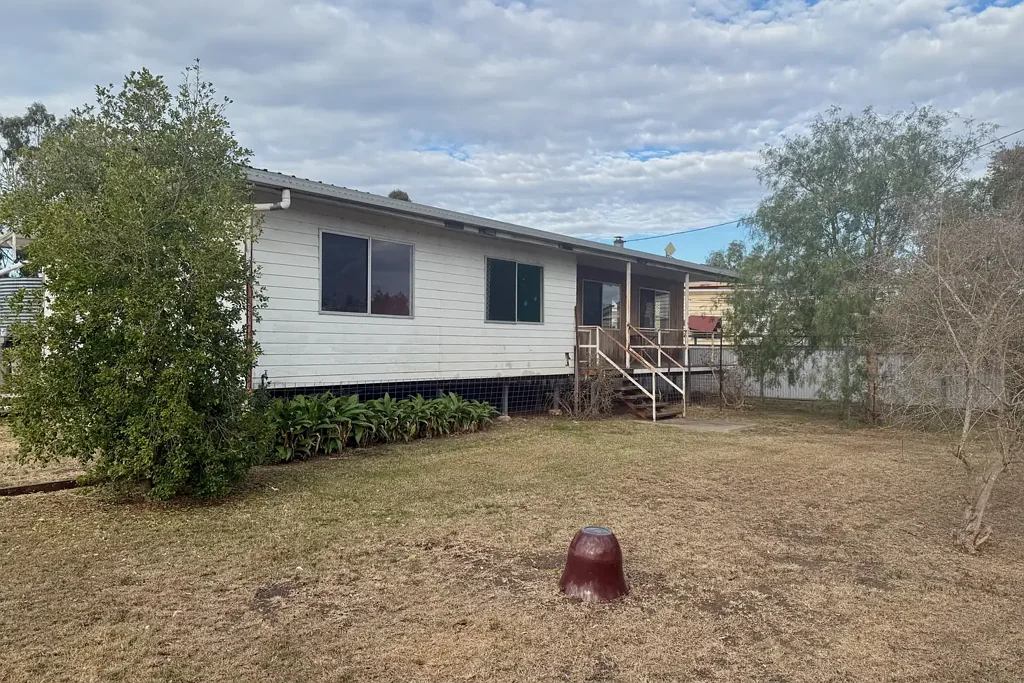 Jondaryan 4房  Space, Storage & Self-Sufficiency – A Property That Delivers