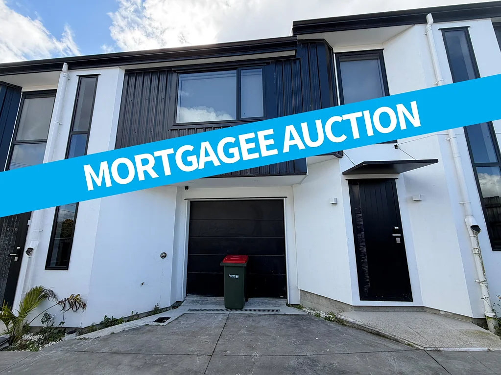 Papakura 4Habitaciones Mortgagee Auction - Family Sized Living