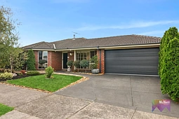 9 Creighton Way, Mornington