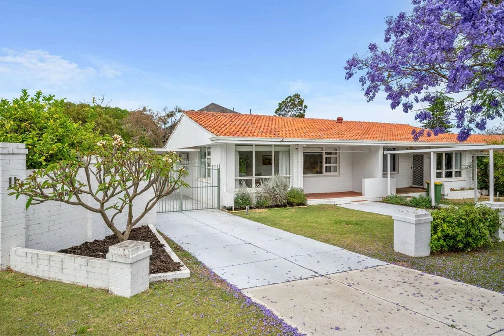 4/11A Collier Street, Applecross, WA 6153