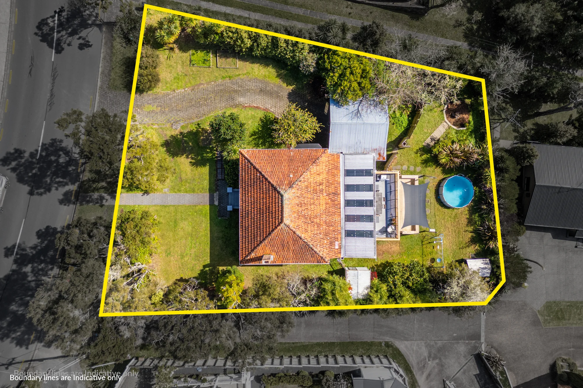 Titirangi 4Zimmer Bring the Vision. The Location Speaks for Itself.