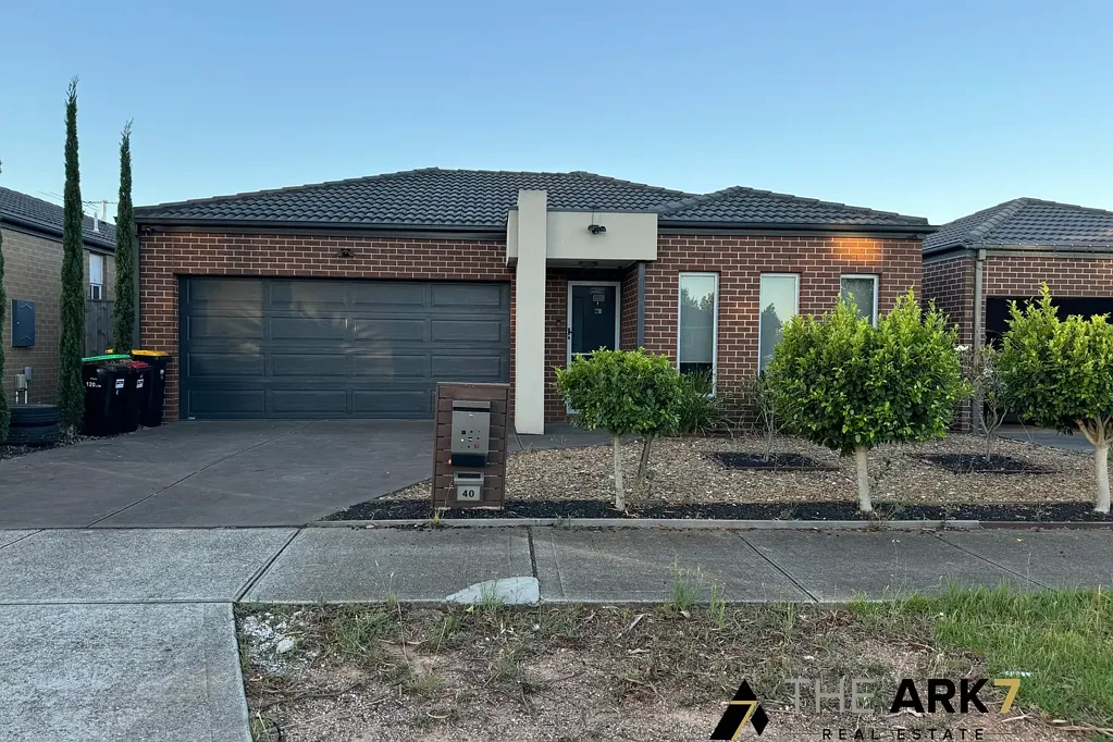 4 Bedroom House with 2 Split Aircon & Hybrid Flooring