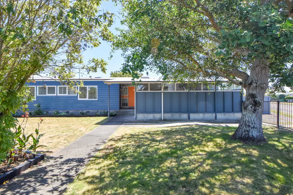 Carterton 4침실 Mid-Century Gem in the Heart of Carterton