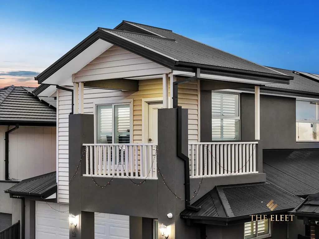 Truganina 4 Slaapkamer North Facing Luxury Family Masterpiece with Three Ensuites & Premium Upgrades!