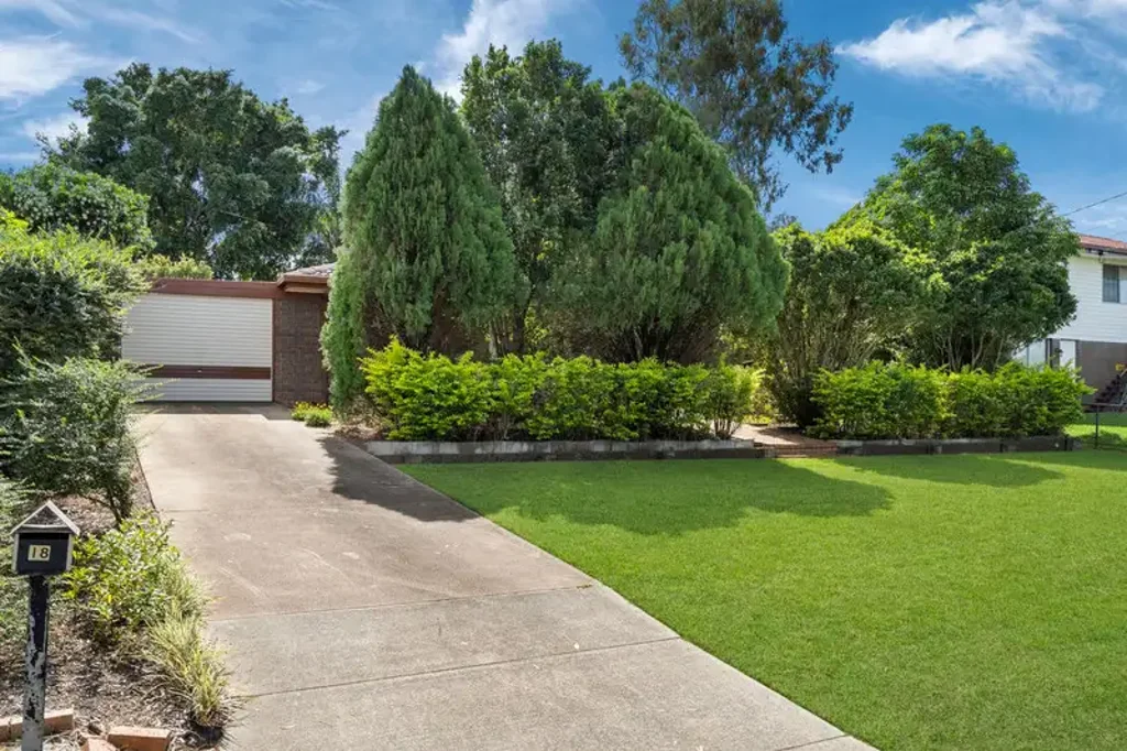 Embrace Comfort and Convenience: 3-Bedroom Family Home with Huge Yard!