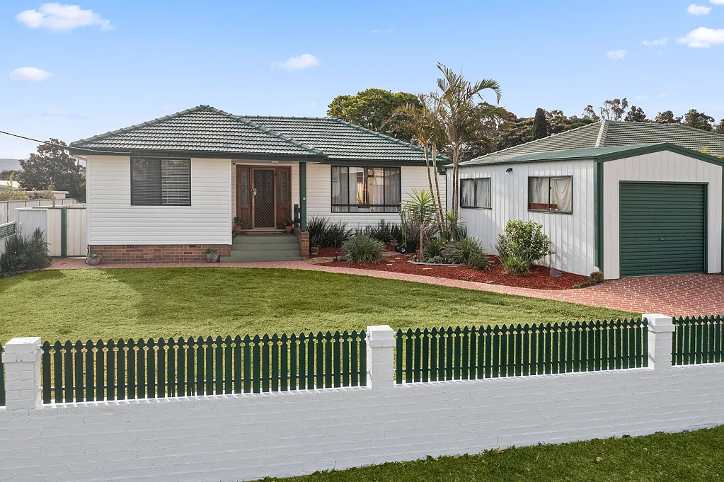 18 Goolana Street, Berkeley, NSW 2506