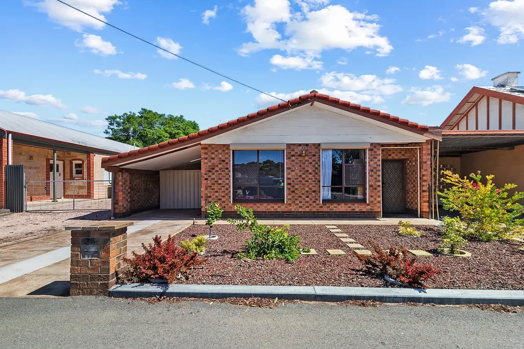 35 Ryan Street, Moonta, SA 5558
