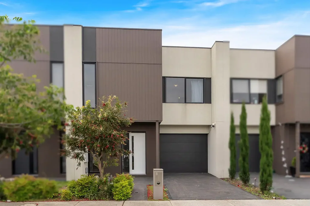 8 Fewster Circuit, Mickleham, VIC 3064