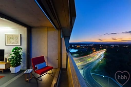 1302/25 Edinburgh Avenue, City