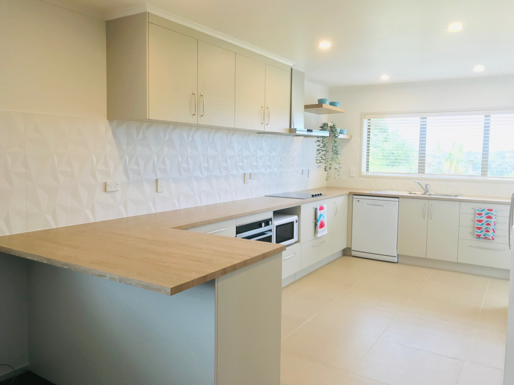 15 Crows Road, Swanson, Auckland - Waitakere, 4 Schlafzimmer, 0 Badezimmer