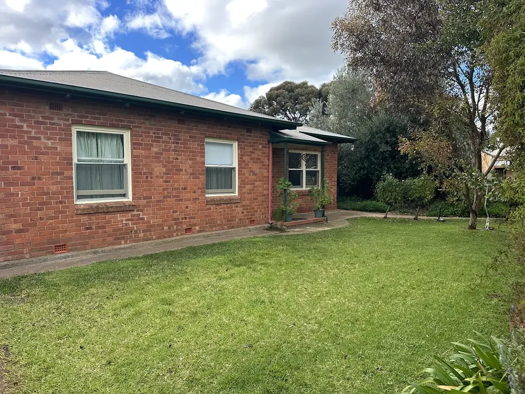 Jamestown 3房  Tidy First Home or Great Investment