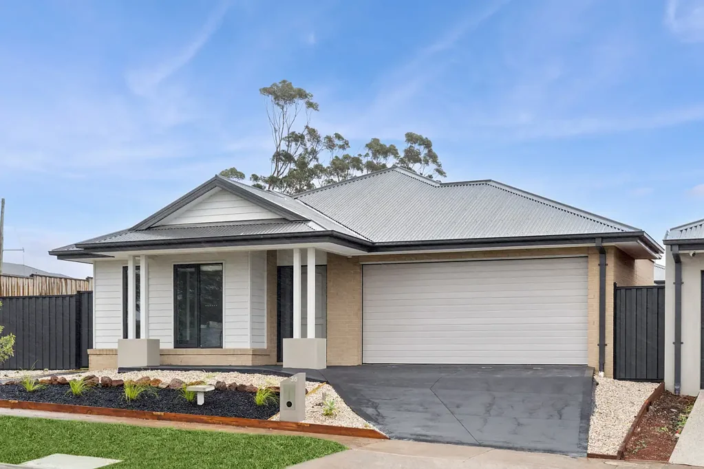 Brand New - Stunning Home