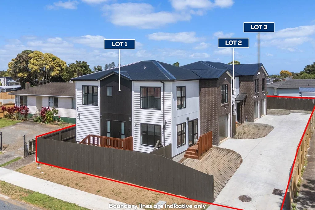 Manurewa 5房  BRICK & WEATHERBOARD BEAUTY!!
