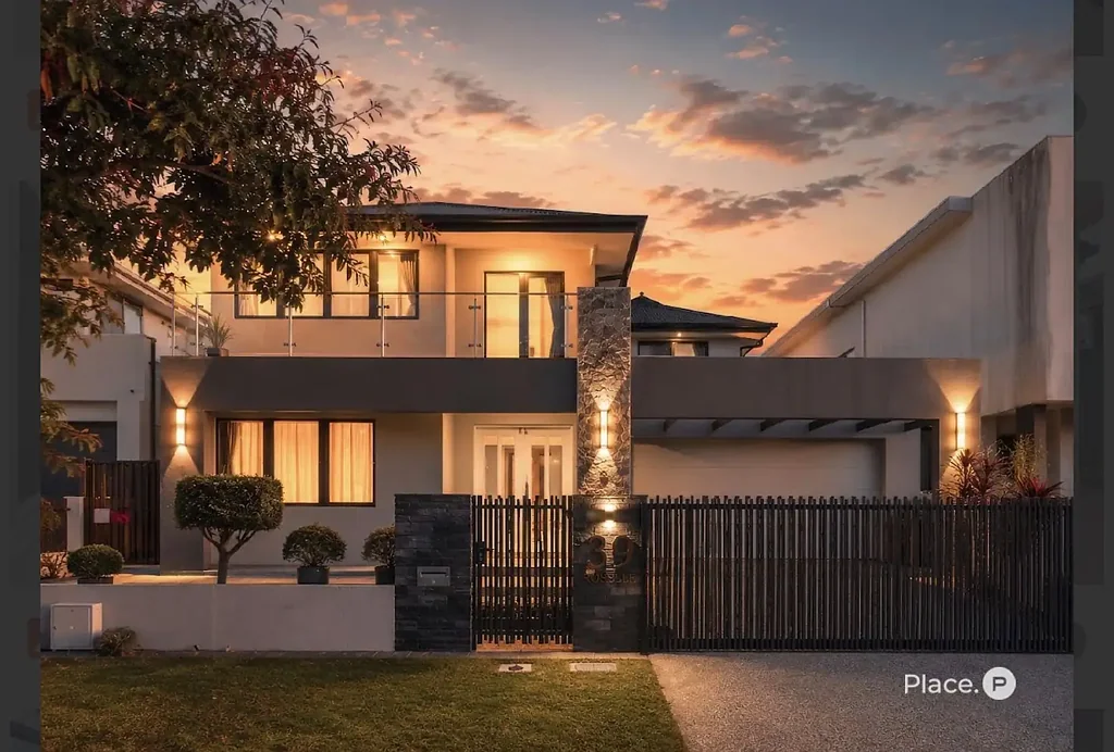 Rochedale 5Kwarto Sophisticated Family Living in Rochedale