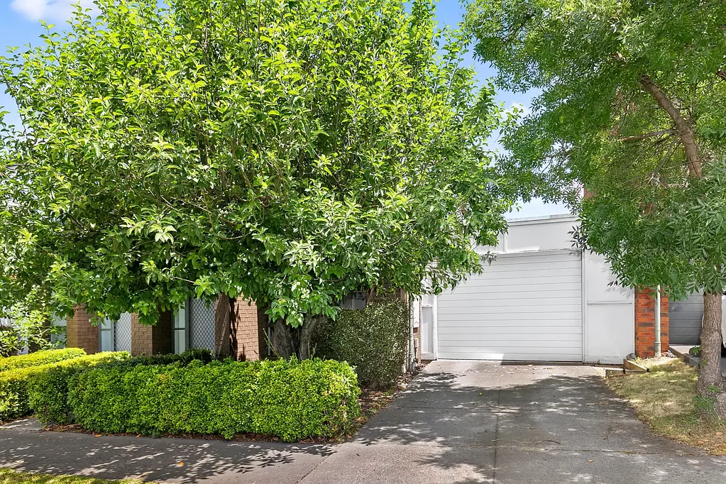 Well presented three bedroom townhouse