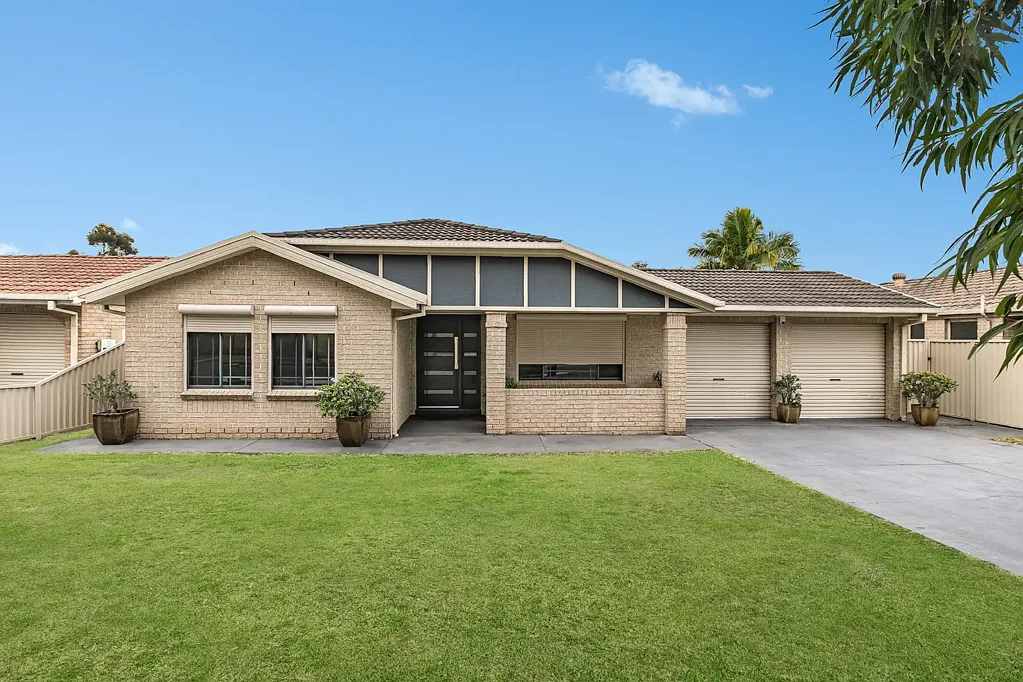 59 Horningsea Park Drive, Horningsea Park, NSW 2171