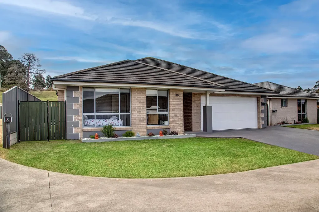 8 Napper Close, Moss Vale, NSW 2577