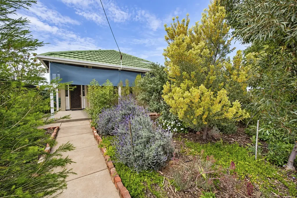 Port Pirie 3ਬੈੱਡਰੂਮ A Little Cottage With a Lot to Love