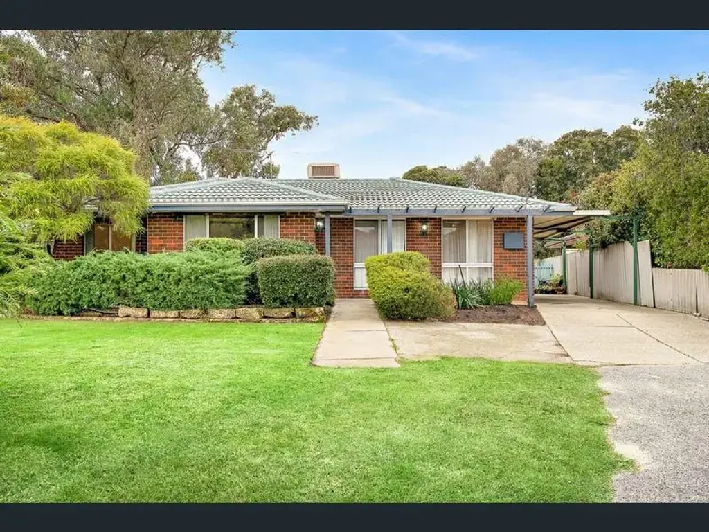 Charming and spacious 3x1 Home + 1x1 Granny flat in Kelmscott