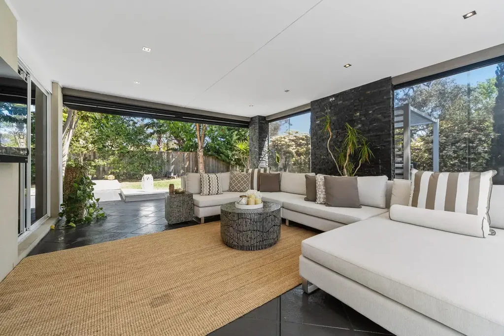 4 Nolan Court, Sandhurst, VIC 3977