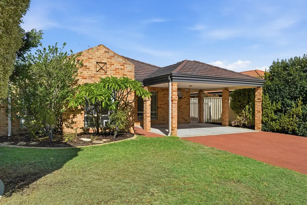 11 Estcourt Road, Redcliffe, WA 6104
