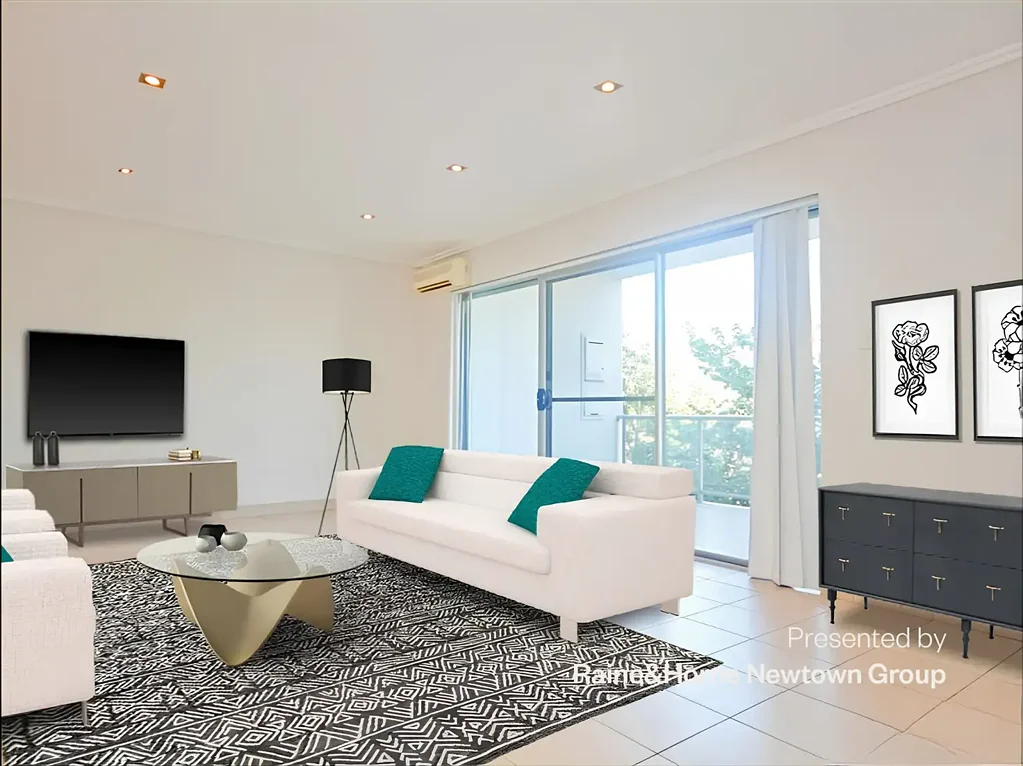 Spacious 2 bed apartment offering absolute convenience