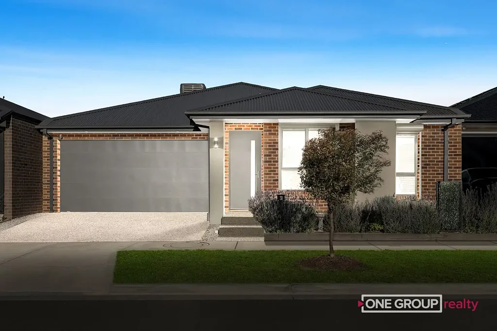 30 Valetta Street, Mickleham, VIC 3064