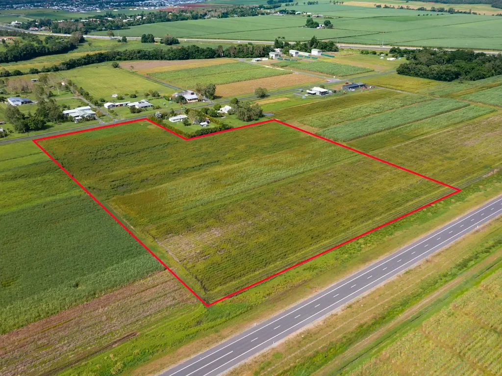 Gordonvale 广阔平坦用地 临近市中心 专项规划区 农业住宅两宜 便捷交通 新高速直达 甘蔗种植收入稳定 投资热土 13 ACRES / 5.3 HA  2 KM'S FROM GORDONVALE CENTRAL