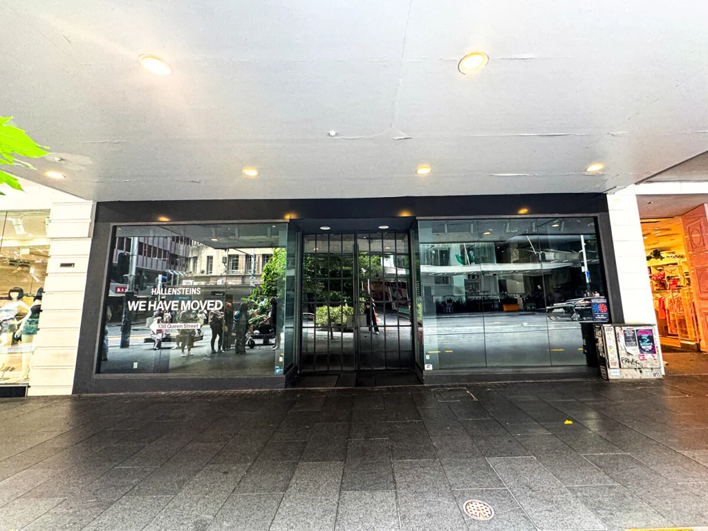 Auckland Central High profile Queen St retail for lease