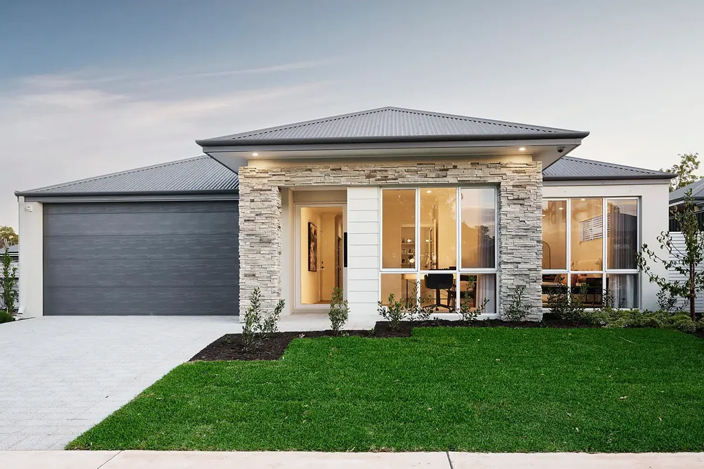 Bushmead 4ਬੈੱਡਰੂਮ Display Home For Sale with Attractive Lease Back Option!