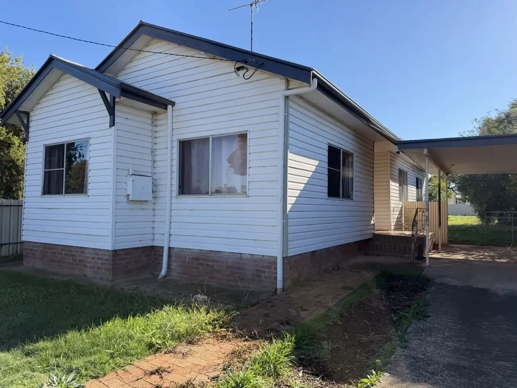 Ray White Real Estate Parkes
