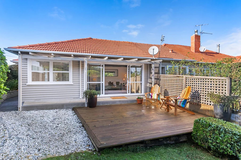 Glendowie 2房  ENTRY LEVEL INTO PRIME LOCATION