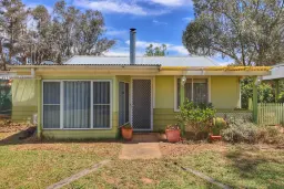 22 Ripon Street, Koorawatha