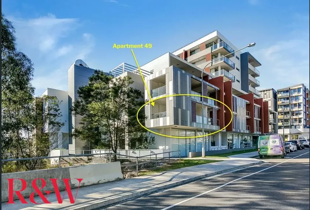 2 bedroom + study unit in fantastic location