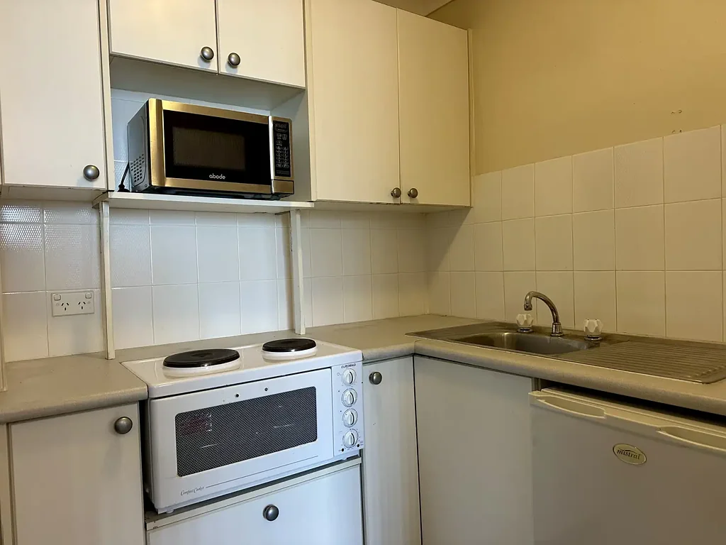 Living in Woolloomooloo