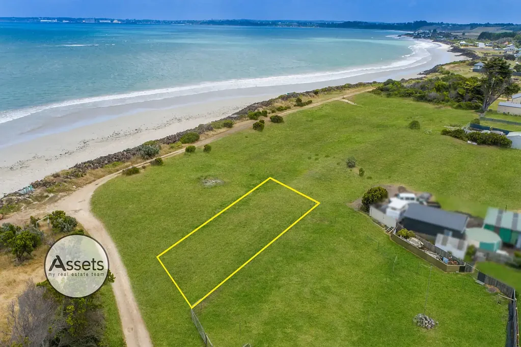 Dutton Way Your Private Coastal Escape – Ocean Views & Beachside Bliss