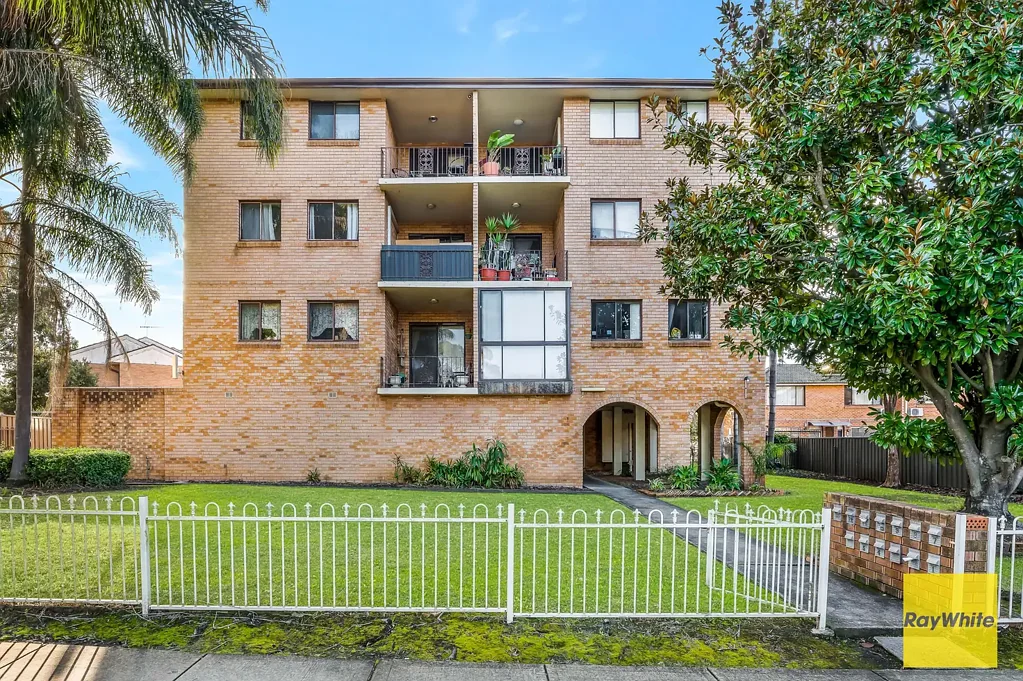 8/9-11 Wilde Street, Carramar, NSW 2163