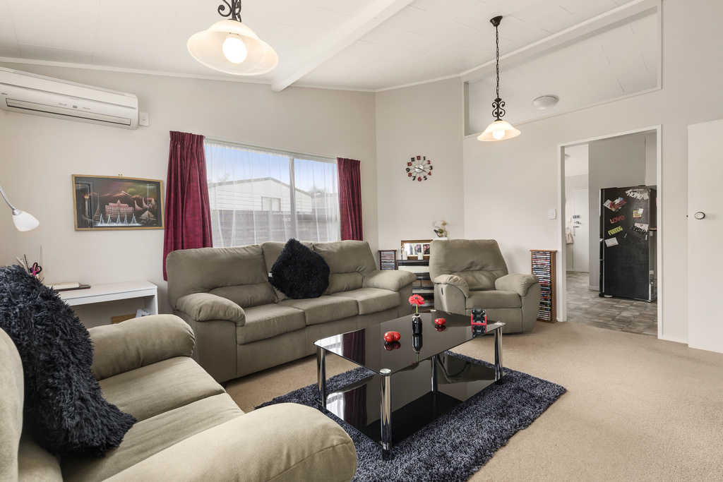 26b Roband Crescent, Brown Owl, Upper Hutt, 2 Schlafzimmer, 1 Badezimmer