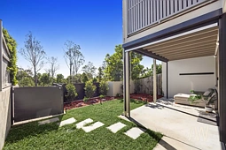 2/14 Photinia Crescent, Mountain Creek