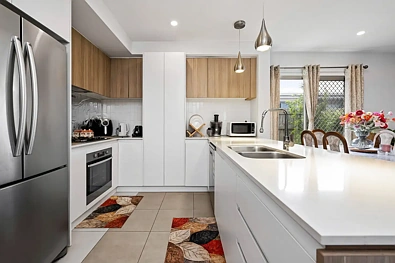 Strathpine 4ਬੈੱਡਰੂਮ Stylish Interiors and Easy-Care Outdoor Living