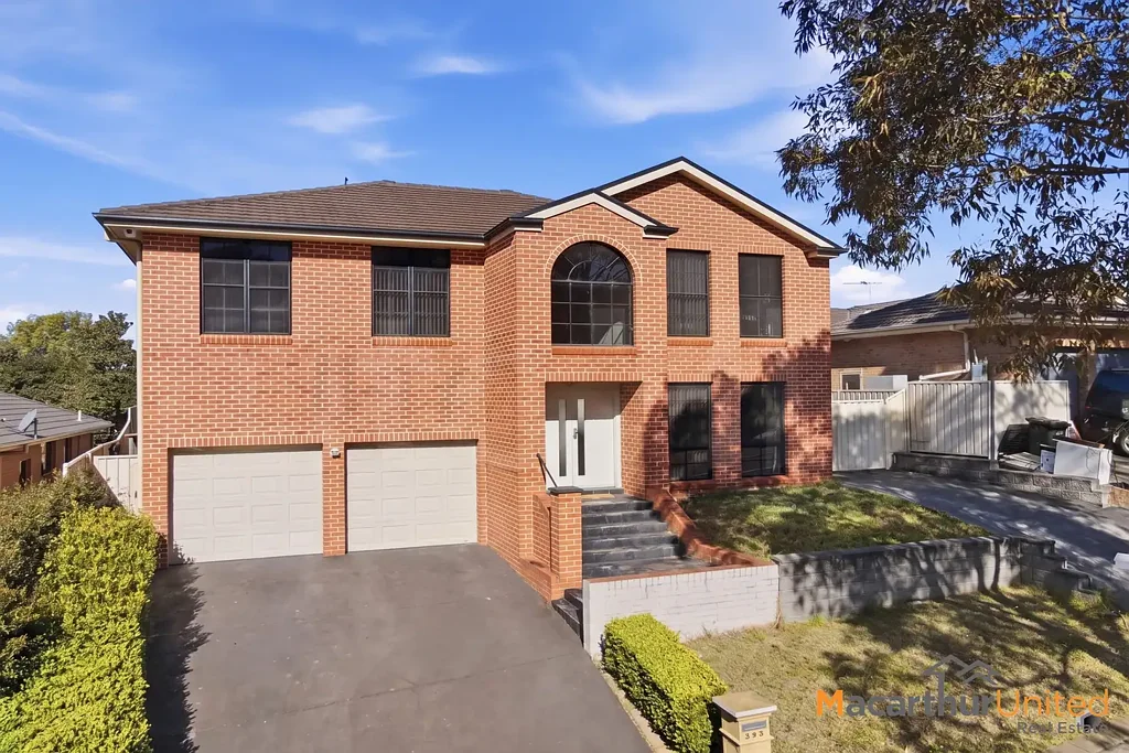 Mount Annan 6Kwarto Spacious Family Living + Premium Granny Flat