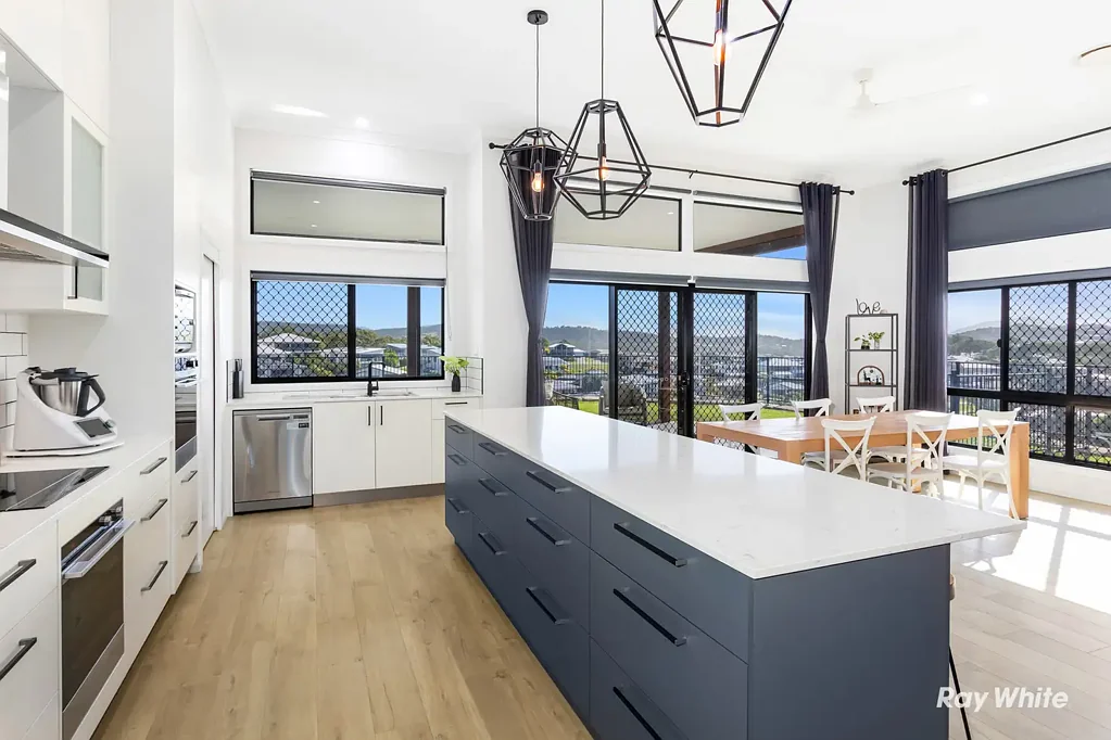 Lammermoor 4房  Prestige Lammermoor Living: Stunning North-Facing Expansive Residence with Ocean Views