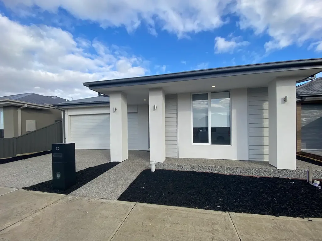 BRAND NEW MODERN LUXURY 3 BEDROOM HOME