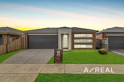 69 Brocker Street, Clyde North