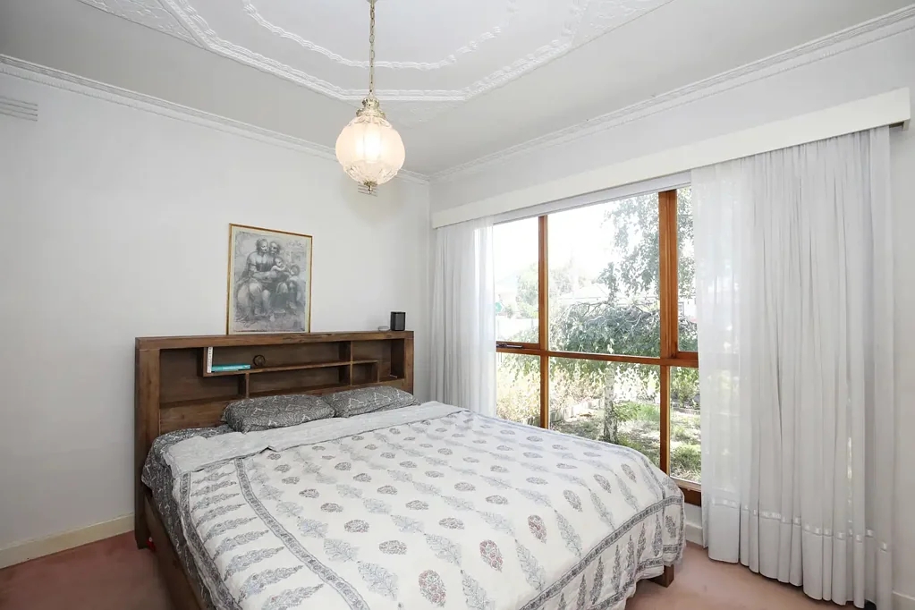 West Footscray 3 Bedroom Spacious Home in a Prime Location - 15 Sredna Street, West Footscray