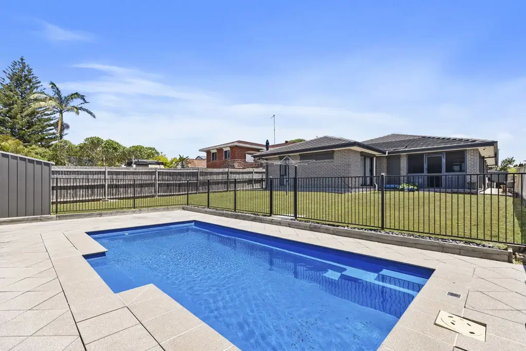 22 Warrigal Street, The Entrance, NSW 2261