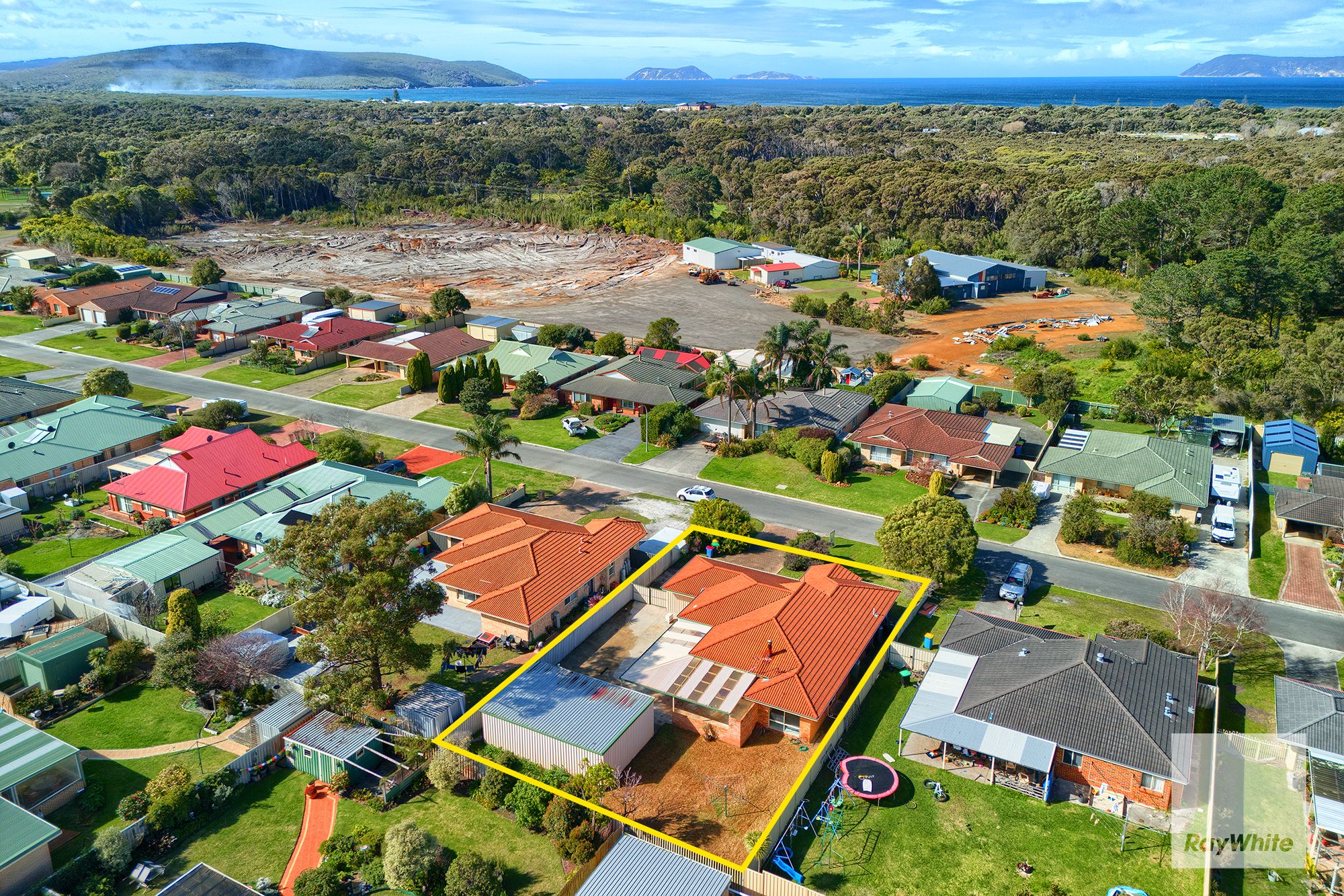 23 ARDROSS CR, COLLINGWOOD PARK WA 6330, 0 habitaciones, 0 baños, House